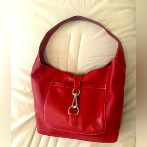 Dooney & Bourke Red Leather Hobo Bag with Sleek Design